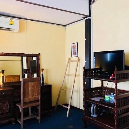 Nearthepark Backpack Boutique House Hostel Chiang Mai Luaran gambar